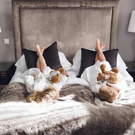 St. Petersbourg Hotel - Small Luxury Hotels Of The World 塔林 外观 照片