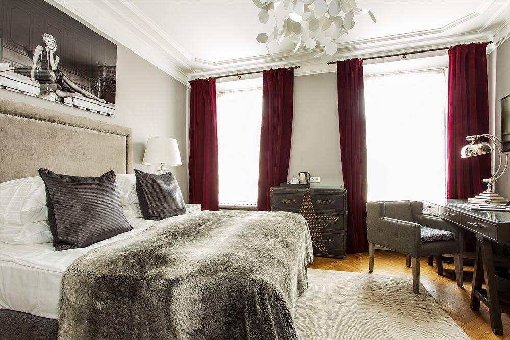 St. Petersbourg Hotel - Small Luxury Hotels Of The World 塔林 外观 照片
