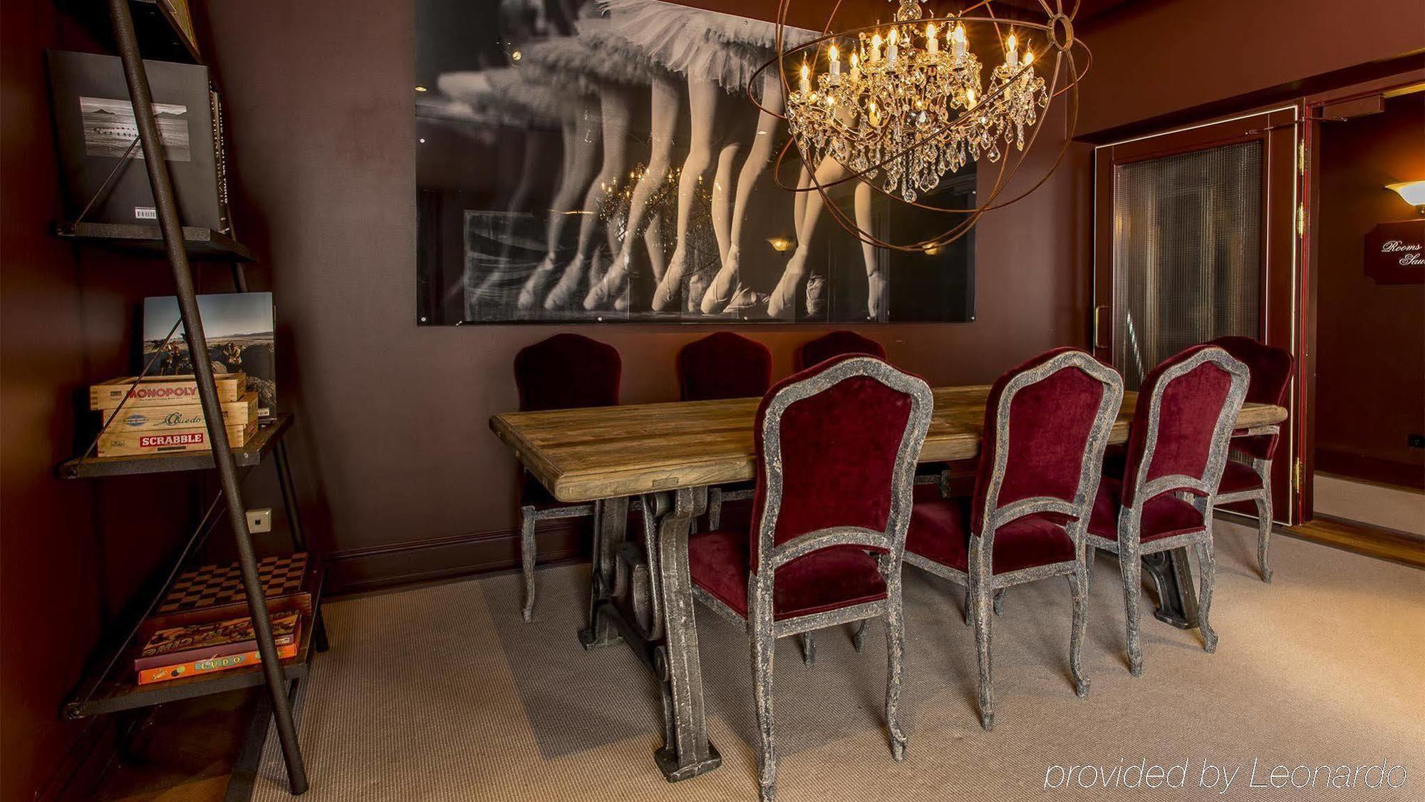 St. Petersbourg Hotel - Small Luxury Hotels Of The World 塔林 外观 照片