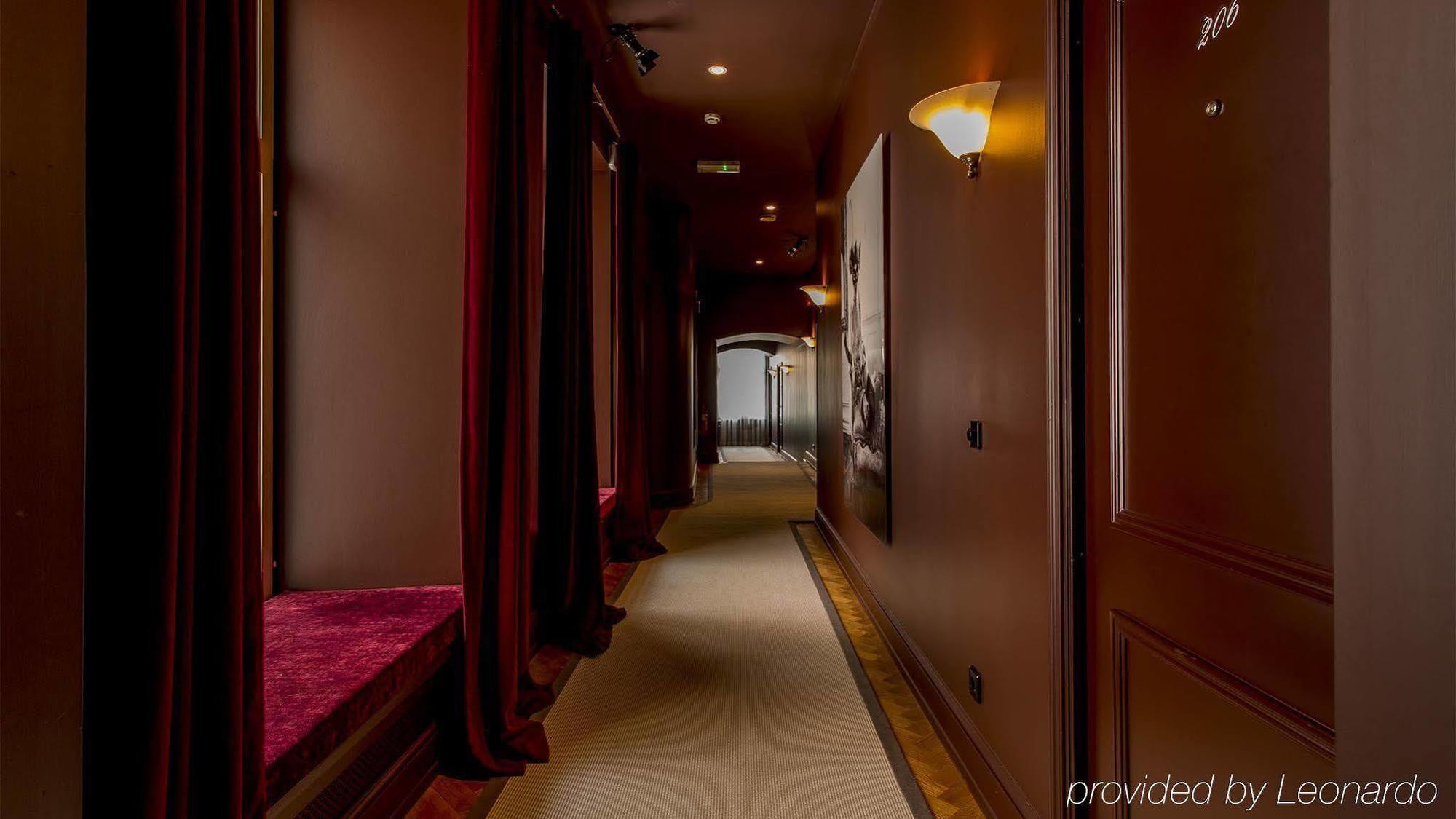 St. Petersbourg Hotel - Small Luxury Hotels Of The World 塔林 外观 照片