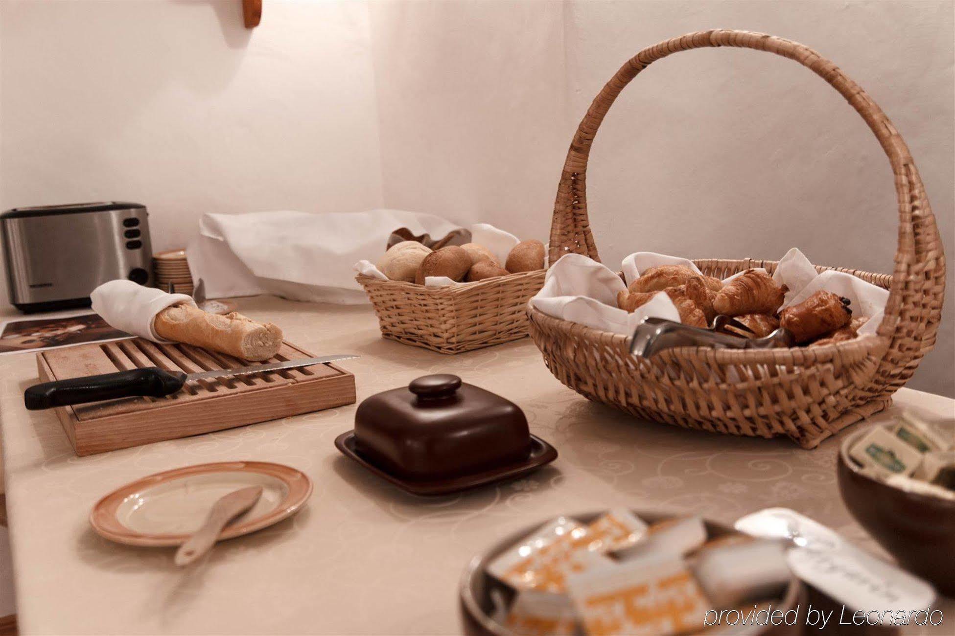 St. Petersbourg Hotel - Small Luxury Hotels Of The World 塔林 外观 照片
