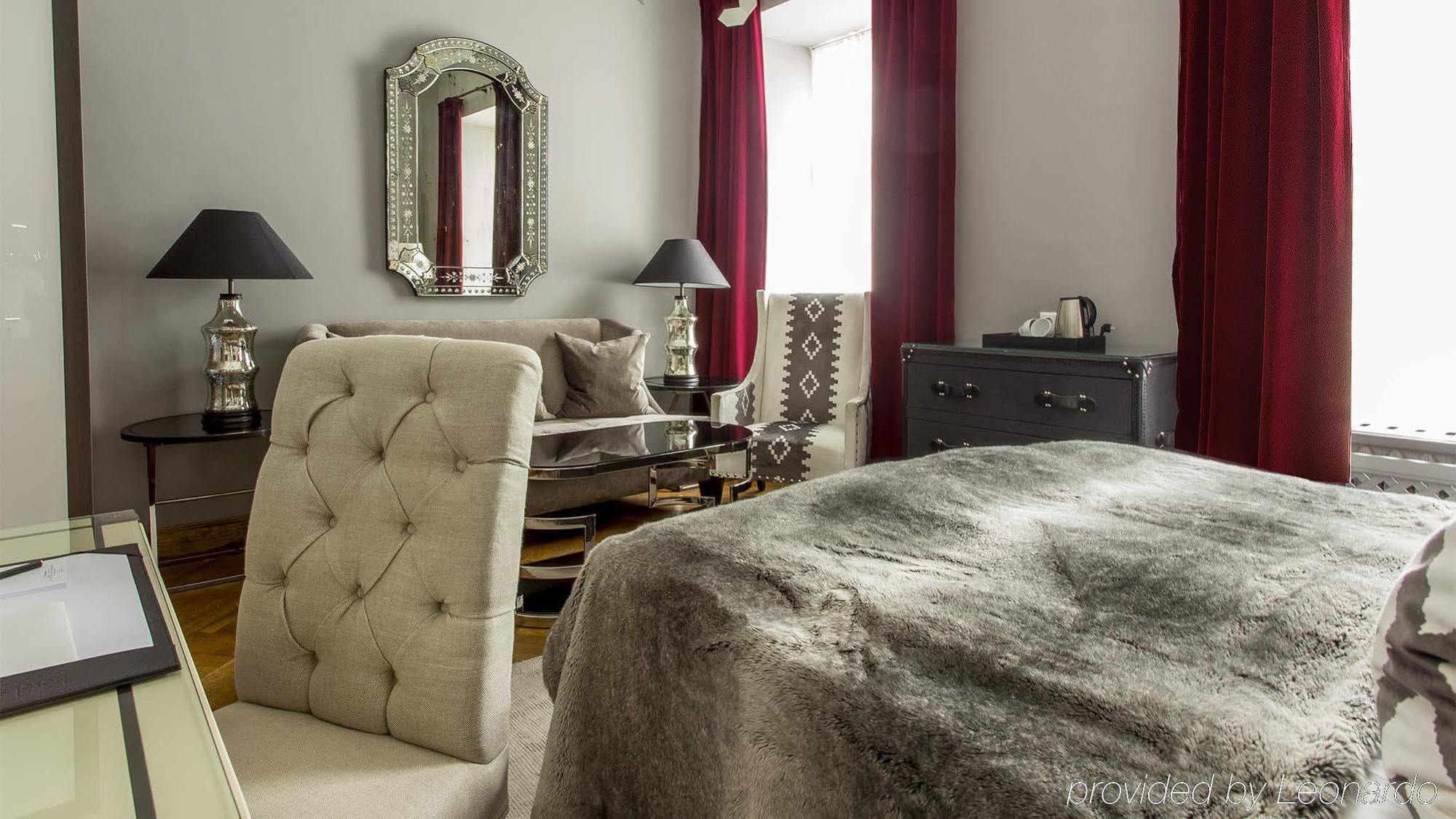 St. Petersbourg Hotel - Small Luxury Hotels Of The World 塔林 外观 照片
